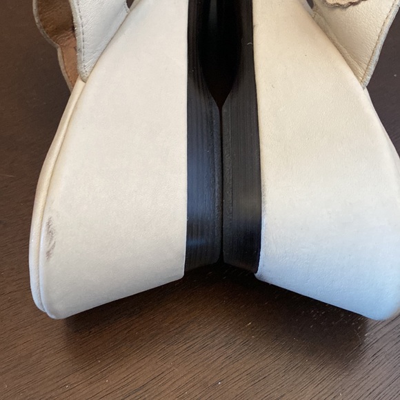 Sofft wedge flip-flop sandal - Picture 8 of 8